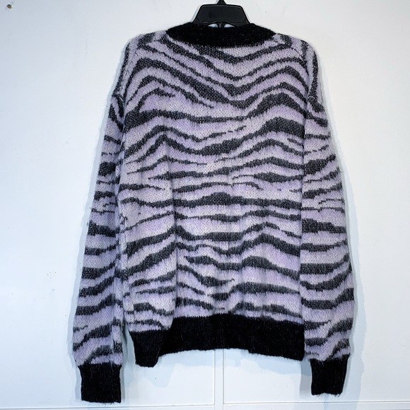 RE/DONE 90s Oversized Cardigan in Tiger Intarsia - Picture 7 of 12